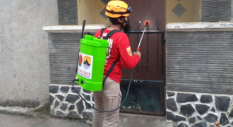 Pramuka Jabar Semprot Disinfektan di Berbagai Wilayah di Jawa Barat