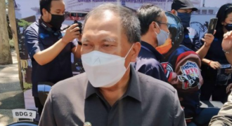 Ringankan Pedagang Pasar Baru, Oded Ubah Kebijakan Penutupan Jalan