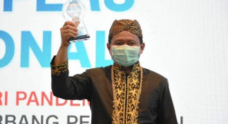 Pada HPN 2021, Bupati Sumedang Raih Anugerah Kebudayaan dari PWI