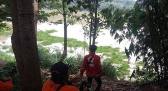 Sepulang Dari Kebun, Ma Epon Hilang. Diduga Terseret Arus Sungai Cisokan 