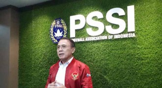 Haduh! Lebih dari Seribuan Orang Desak Iwan Bule Mundur dari PSSI