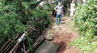 Pemkot Janji Perbaiki Jalan Terdampak Longsor