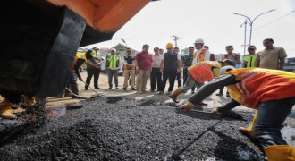 Gubernur Inspeksi Pengaspalajan Jalan Provinsi