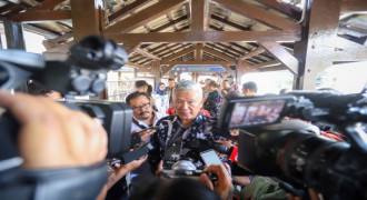 Bambang Optimis Kereta Whoosh Genjot Pariwisata