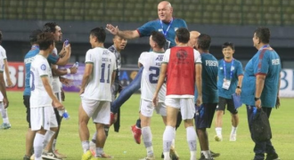 Dijamu Persebaya, Persib Boyong 21 Pemain