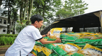 Bulog Jabar Jamin Stok Beras Cukup Hingga Ramadan 