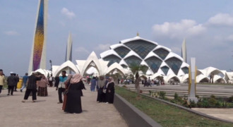 Pungli di Area Masjid Al Jabar Segera Ditertibkan