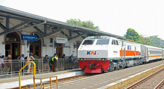 Pengguna Commuter Line Bandung Tembus 4 Juta Orang