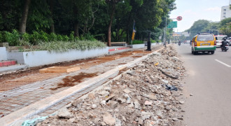 Benahi Trotoar, Pemkot Sebut Rampung Akhir Tahun