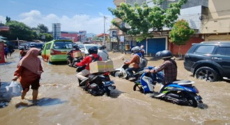 BPBD Turunkan Dua Tim Pusdalops ke Lokasi Banjir 