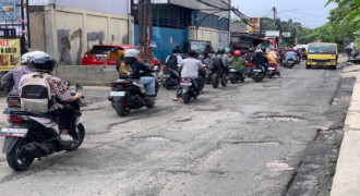 Jalan Cingised Rusak Parah, Pemkot Tak Merespon 